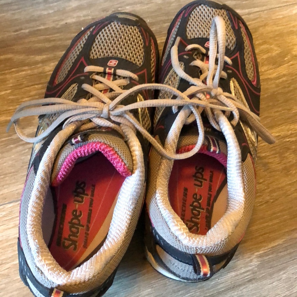 Sketcher shape up shoes